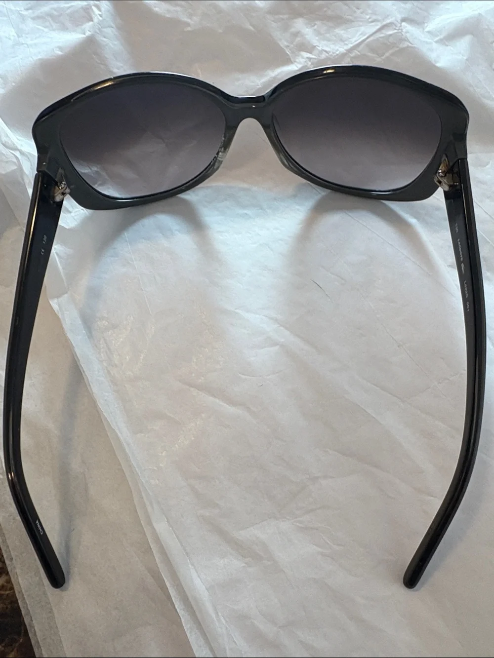 Lacoste 130 Women's Oval Sunglasses L622 S 001